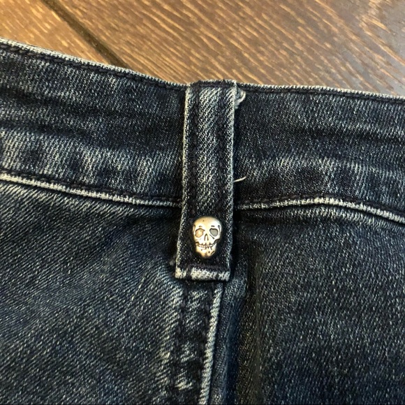 Women’s High Rise Jean Short Size 1 - Picture 3 of 4